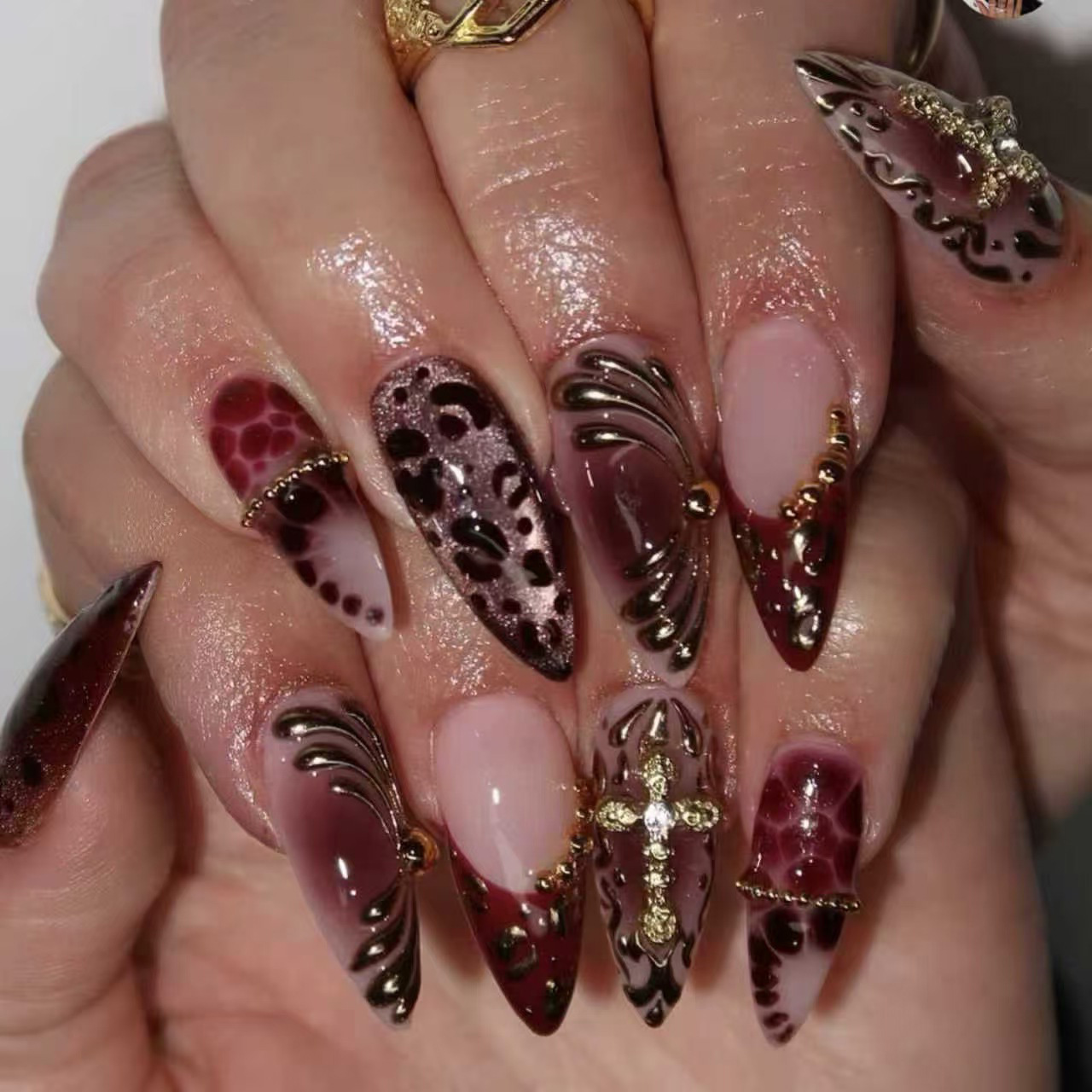 Nail Art Leopard - Medium fake nails for women gradient
