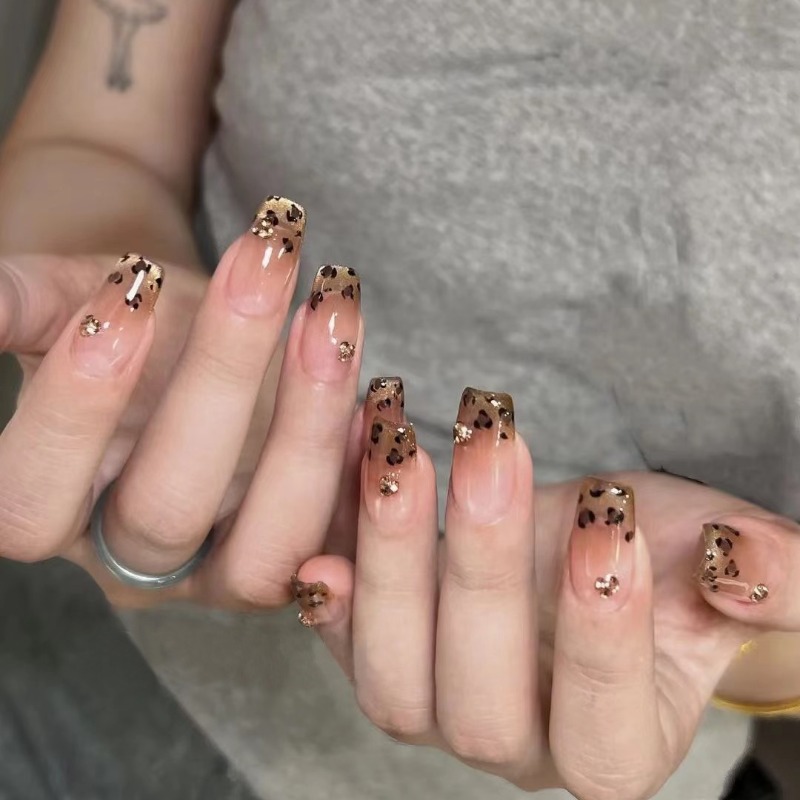 24 Pcs Simple Press Ons Nails  - đánh giá và giá Nail Art Leopard