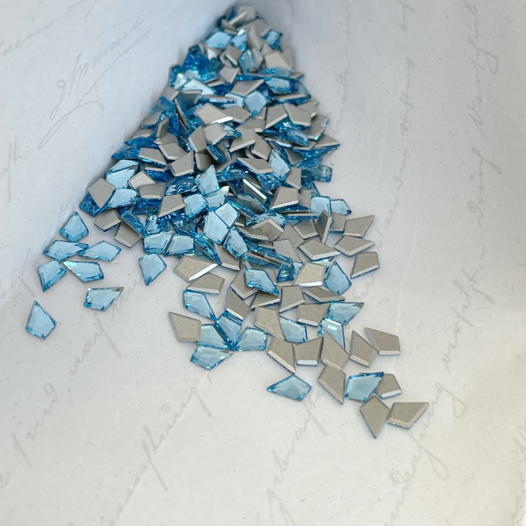 2771 Kite Flat Back No Hotfix  - đánh giá và giá Nail Art Quirky