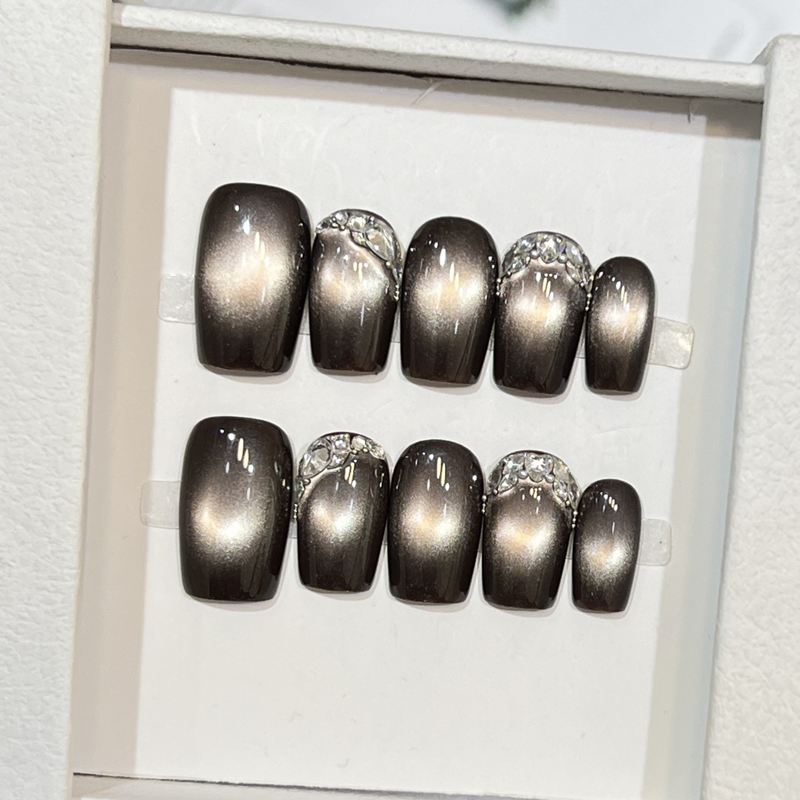 10pcs Black Cat Eyes Press on  - đánh giá và giá Nail Art Quirky