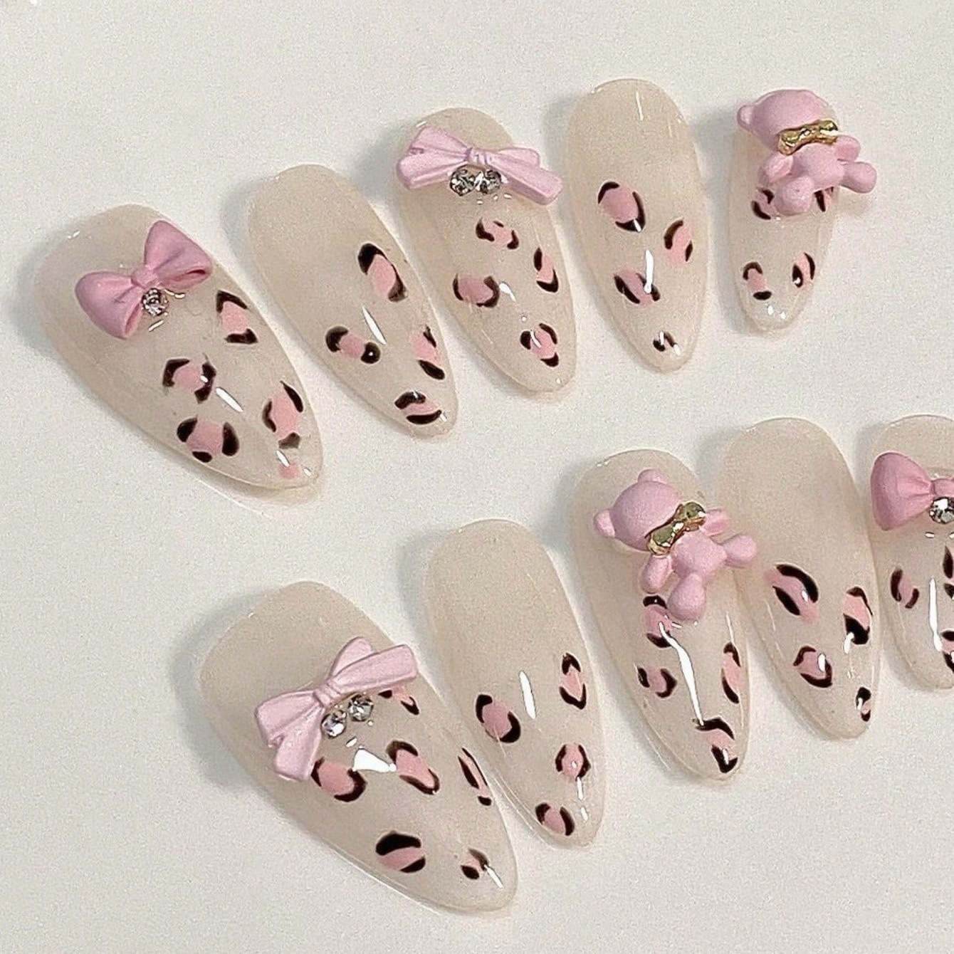 10pcs pure hand pressed almond - đánh giá và giá Nail Art Leopard